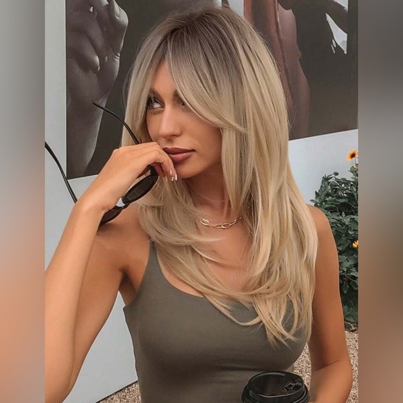 20 In Layered Dark roots Blonde Side Bangs Wig - Picture 1 of 13